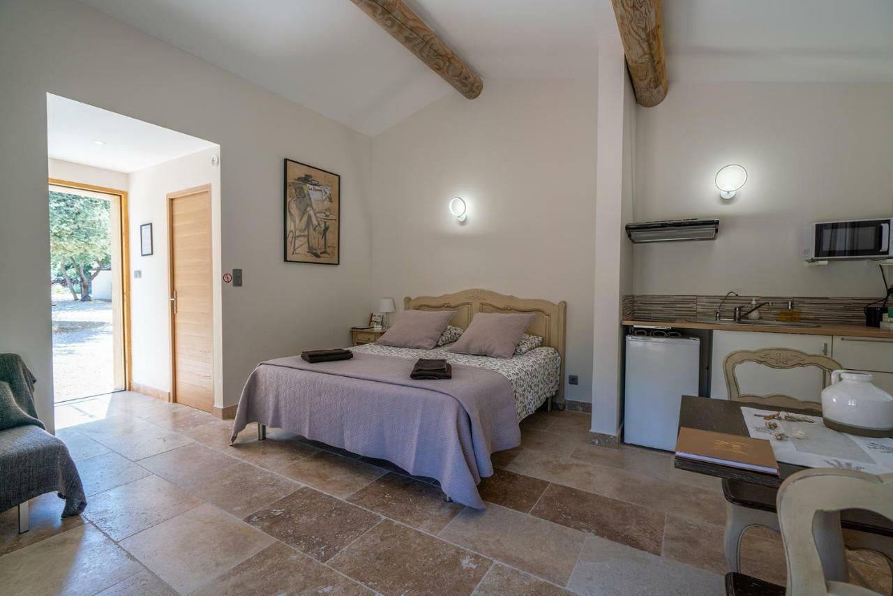 Mas la Chêneraie Lourmarin - Au calme, à 10 mn du centre ville à pied Exterior foto