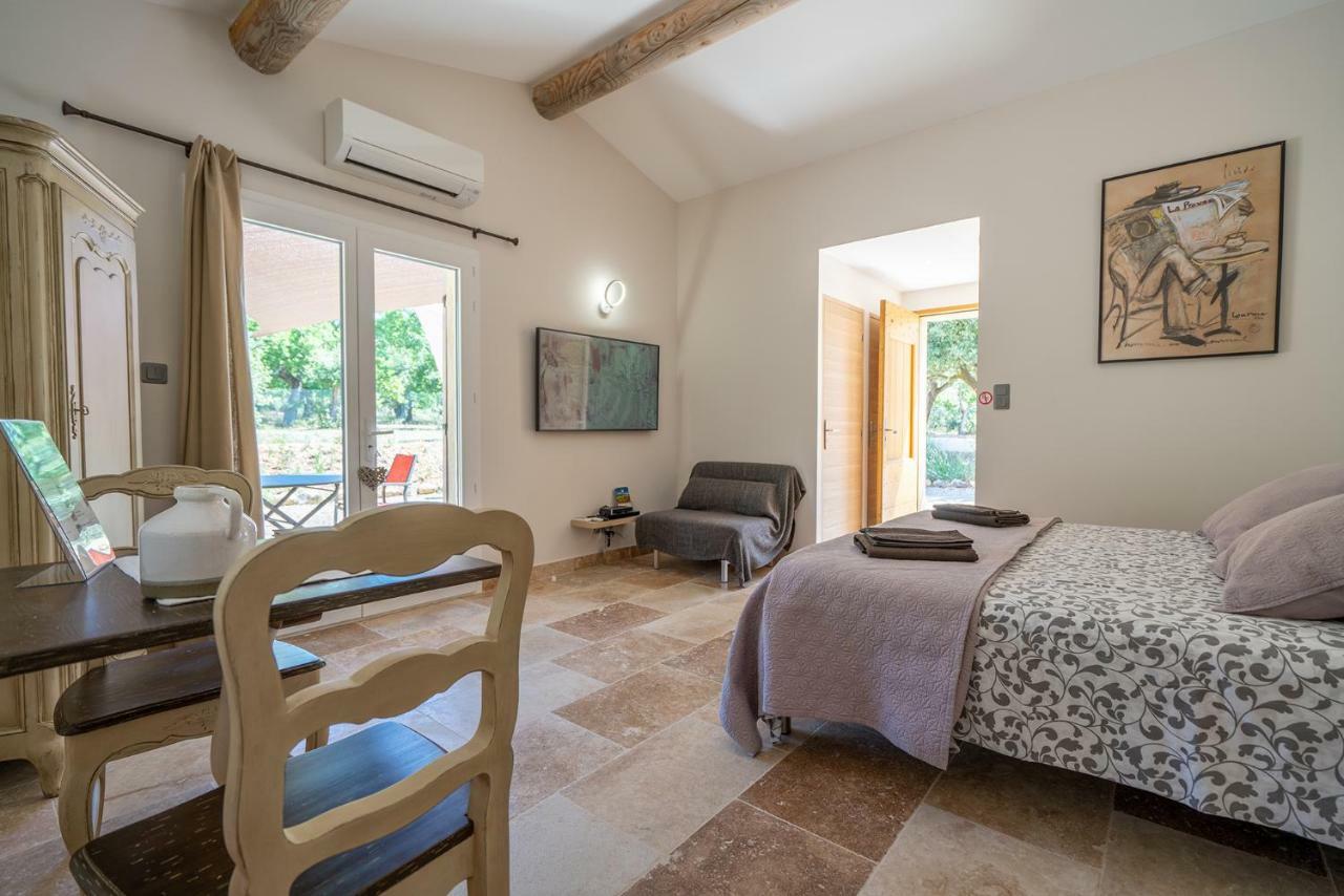 Mas la Chêneraie Lourmarin - Au calme, à 10 mn du centre ville à pied Exterior foto
